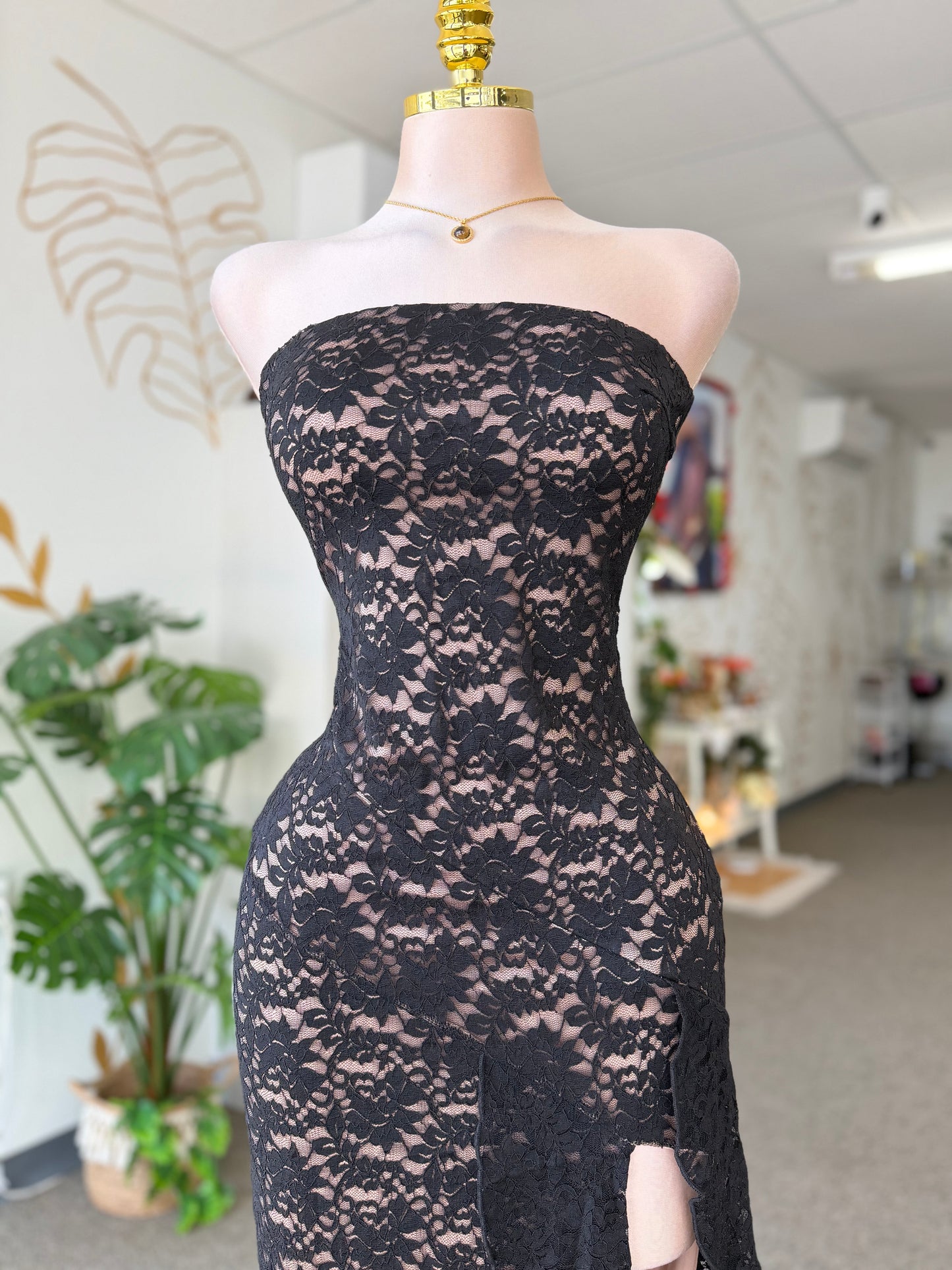 Black Lace Dress 🖤