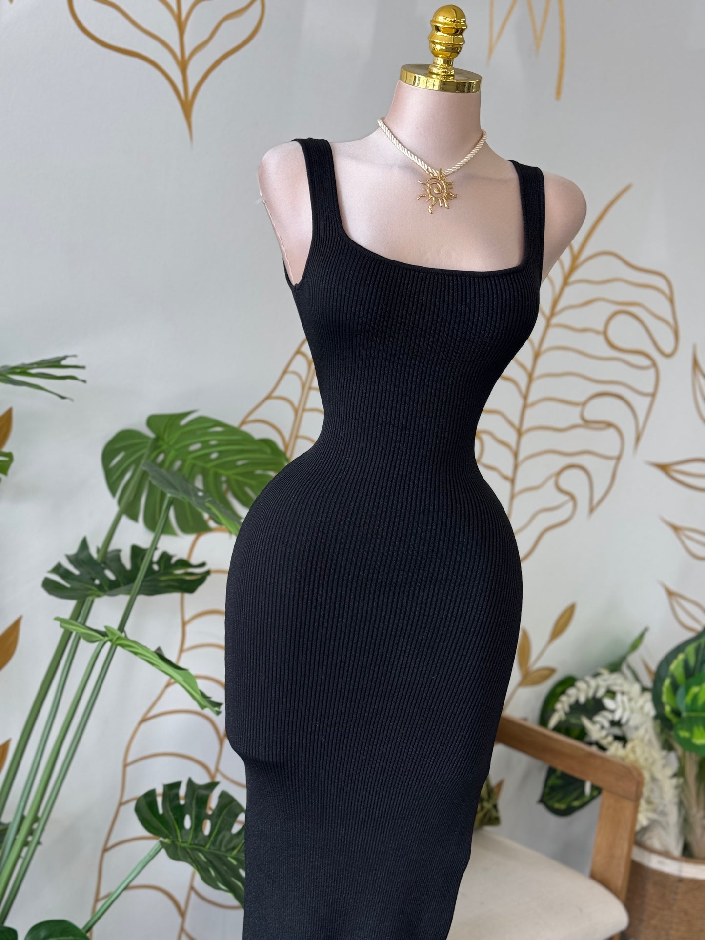 Sleek Curve Midi Dress