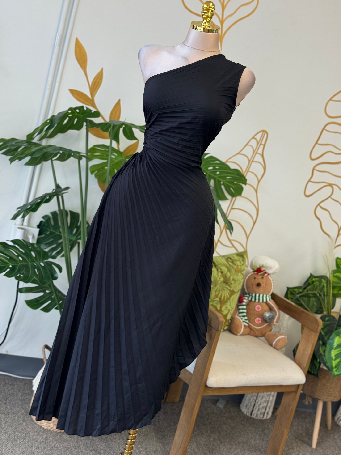 Noir Pleated One-Shoulder Dress