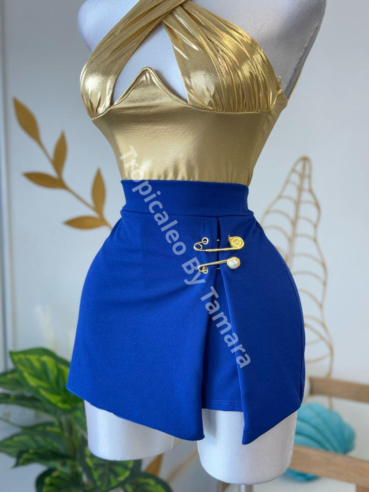 GlamPinned Skort