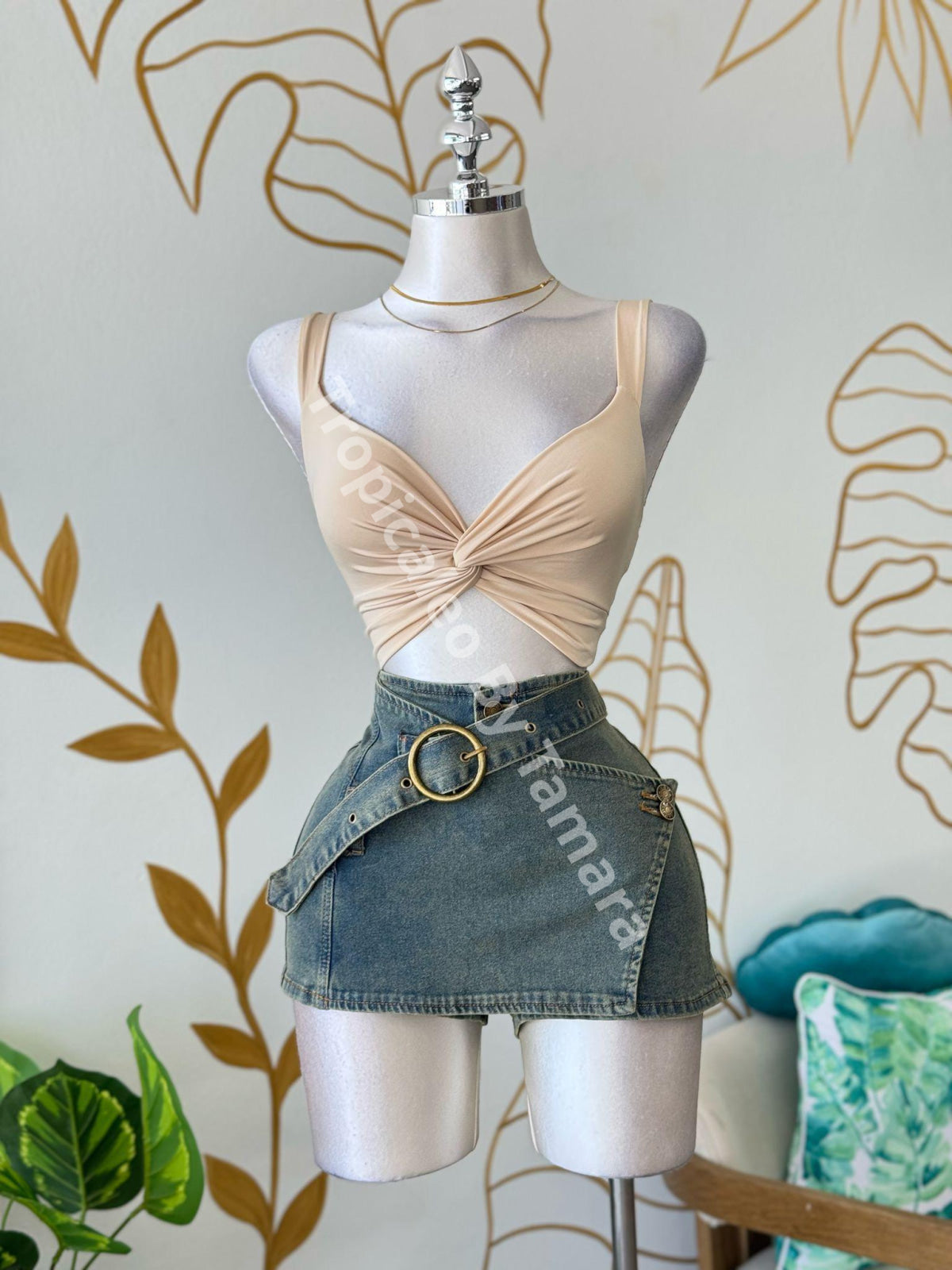 KnotBack Twist Top