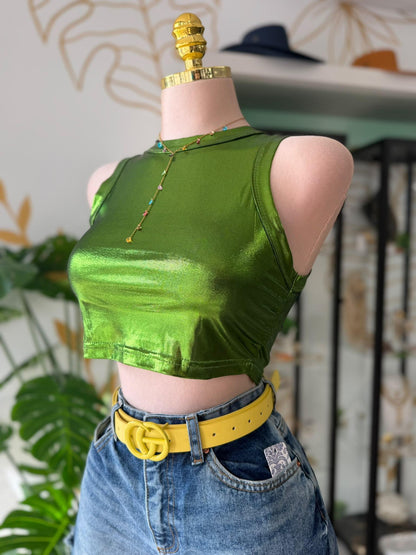 Crop Top Verde Metálico Holográfico Cuello Alto Sin Mangas