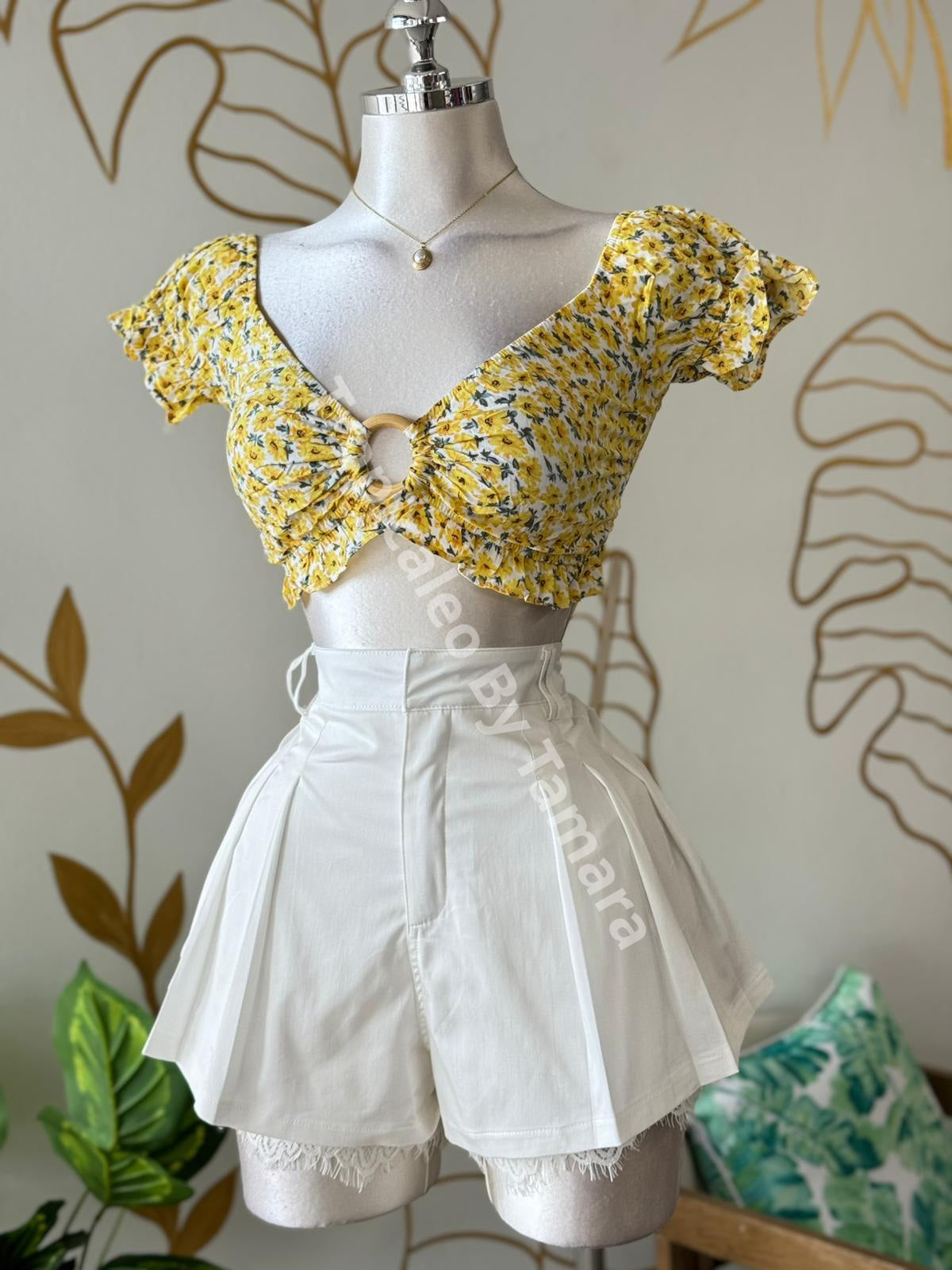 SunnyRing Crop Top
