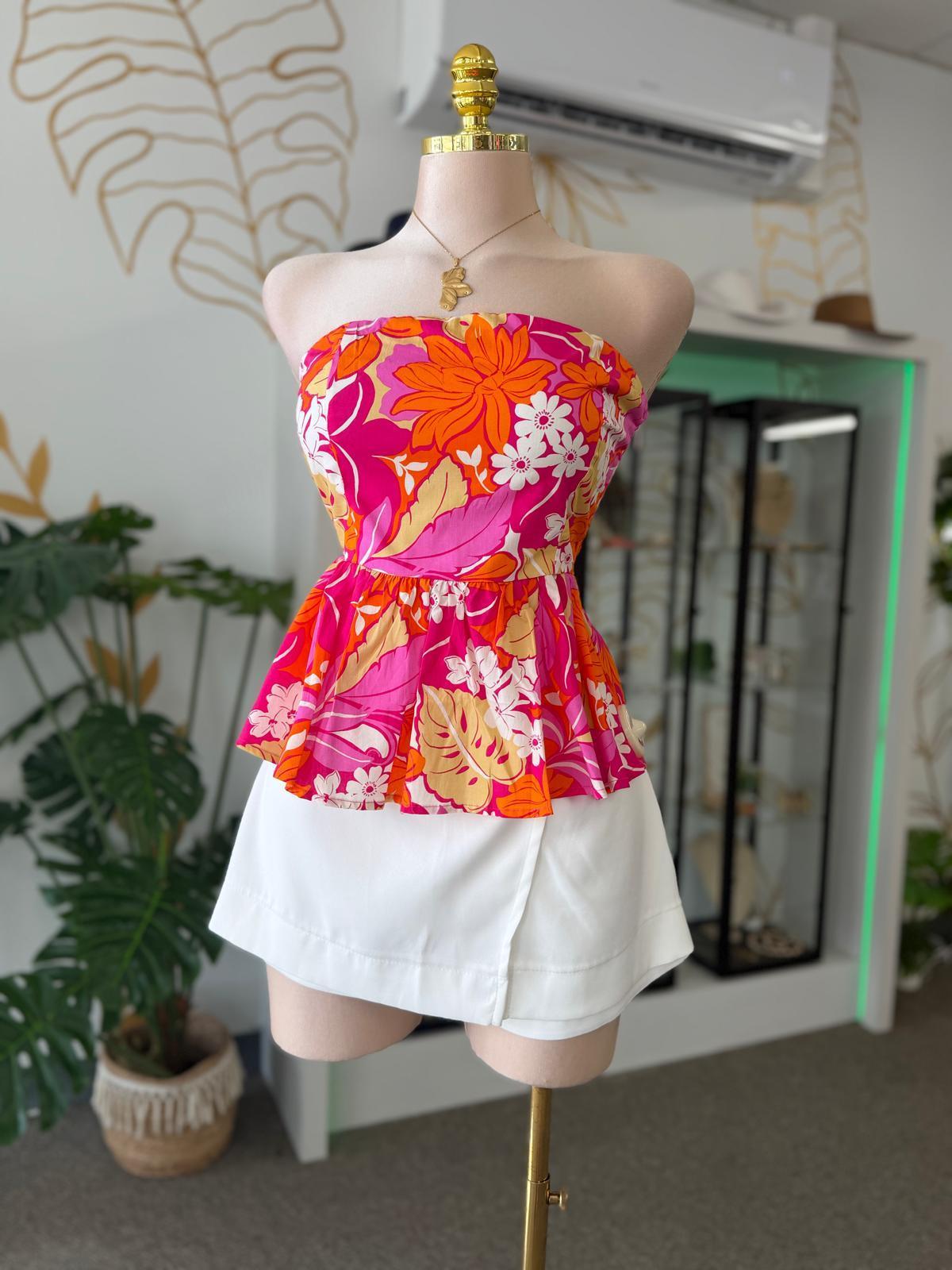 Top Strapless Floral Tropical con Espalda Smocked