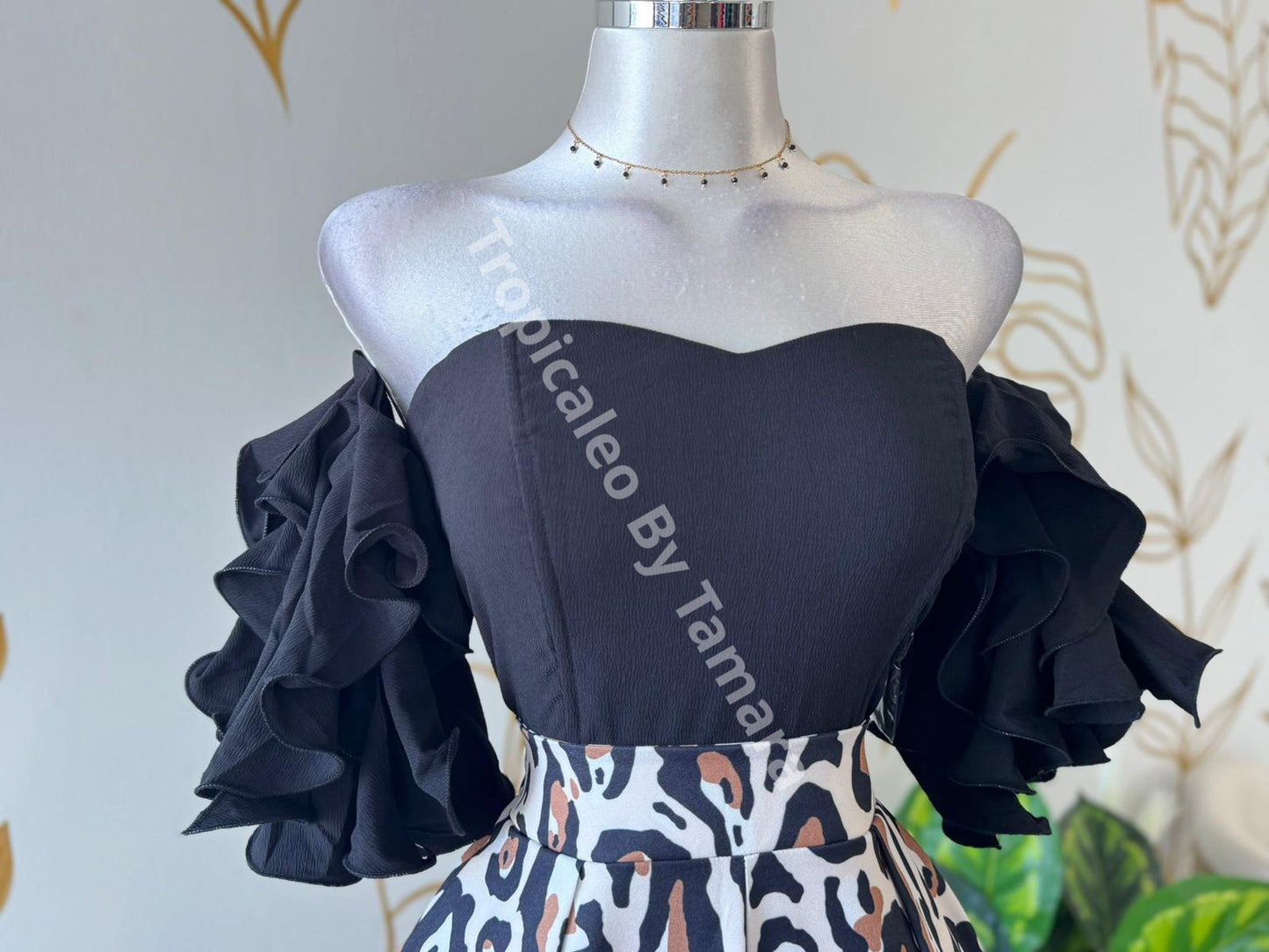 Black Bloom Top Small