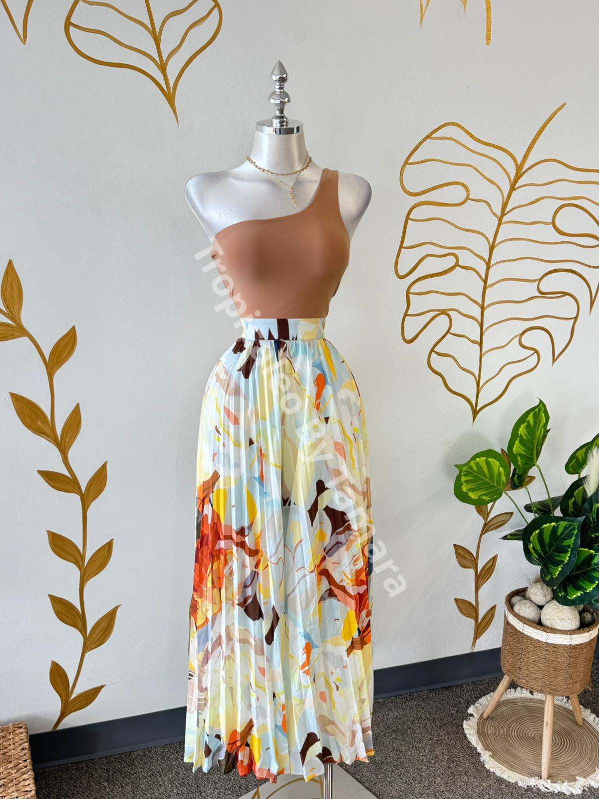 Sandy Dream One Shoulder Crop Top