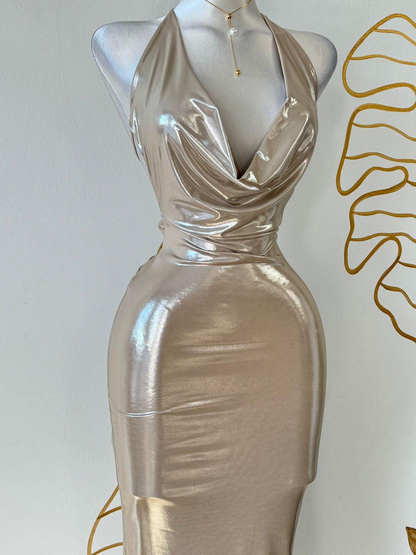 Glamour Queen Gown