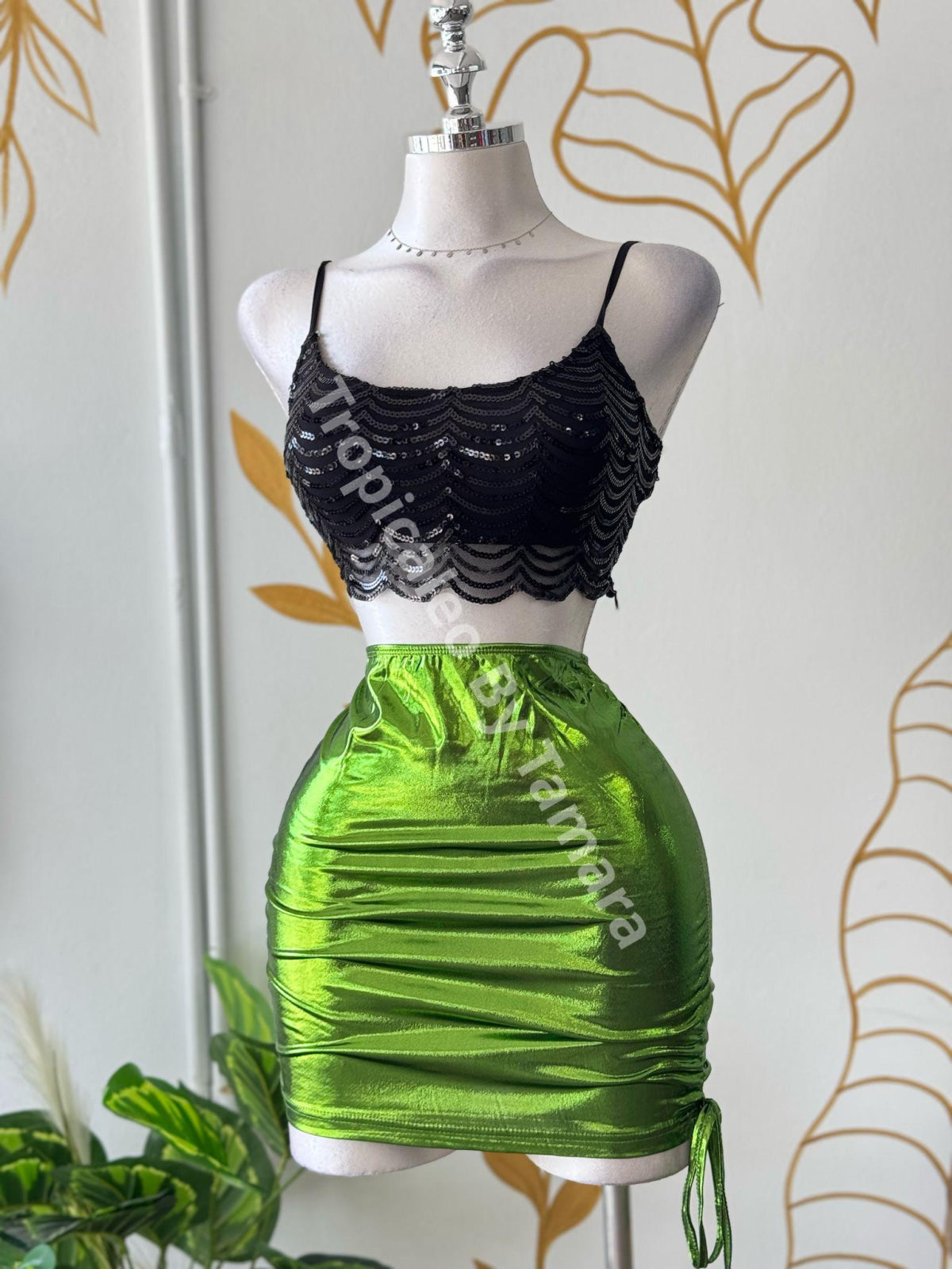 Lime Glam Ruched Skirt (falda)
