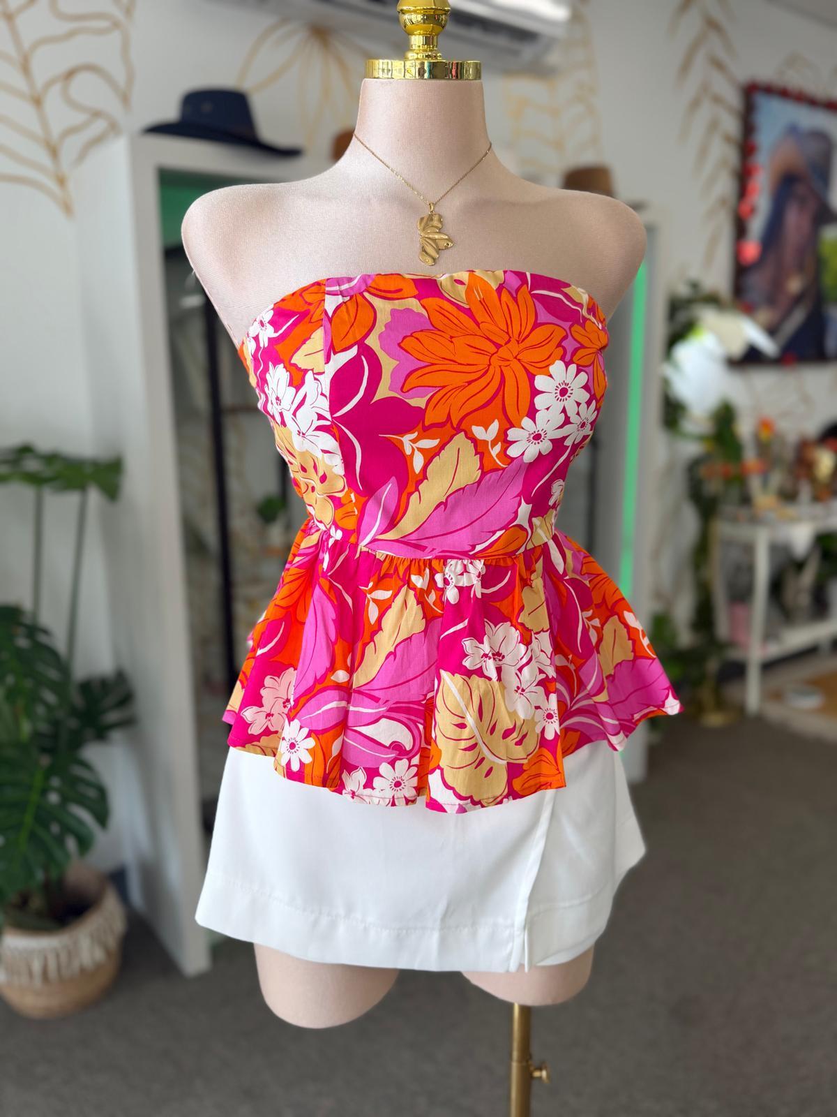 Top Strapless Floral Tropical con Espalda Smocked