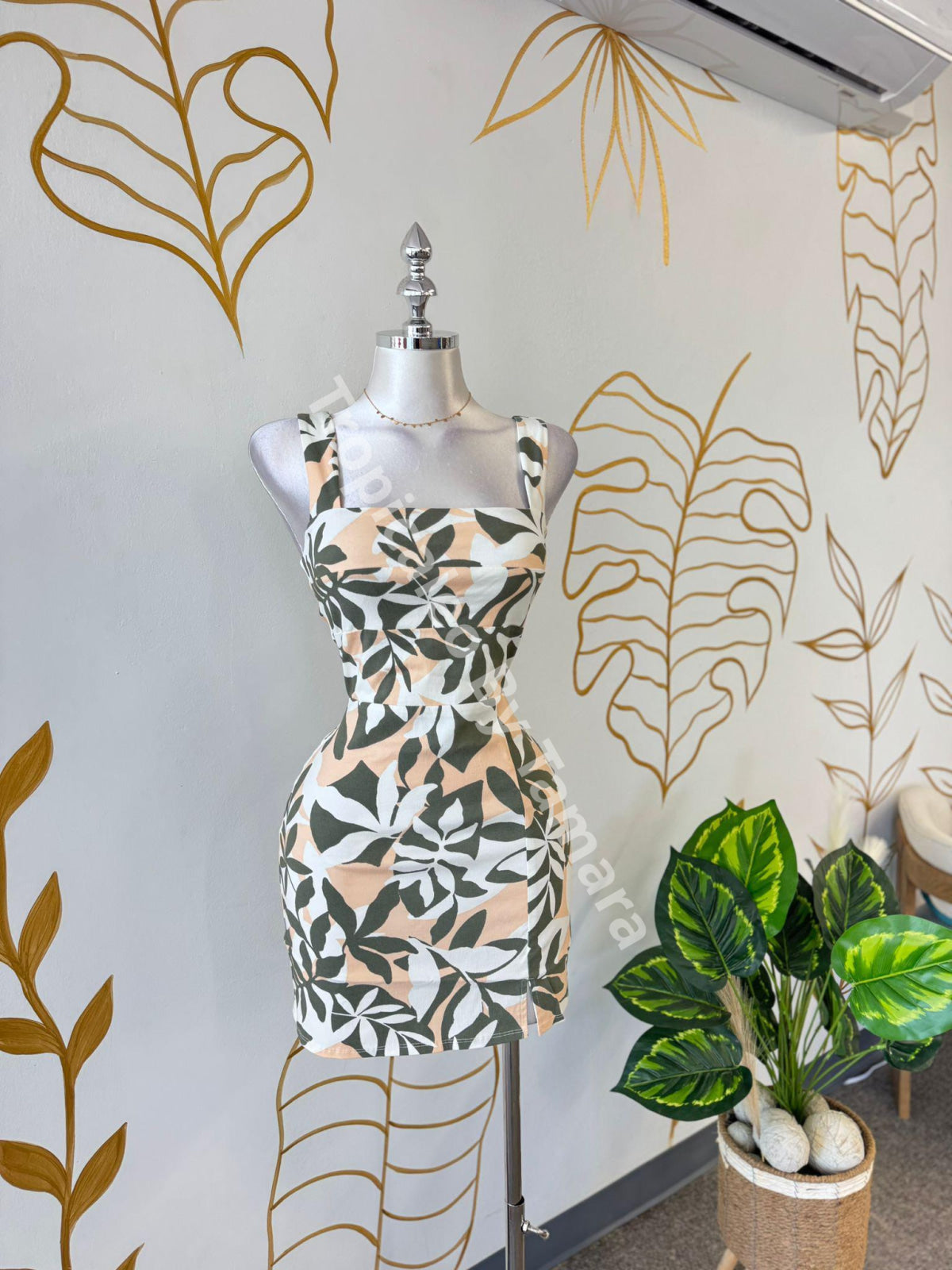 Peach Green Summer Breeze Sleeveless Tie Back Dress