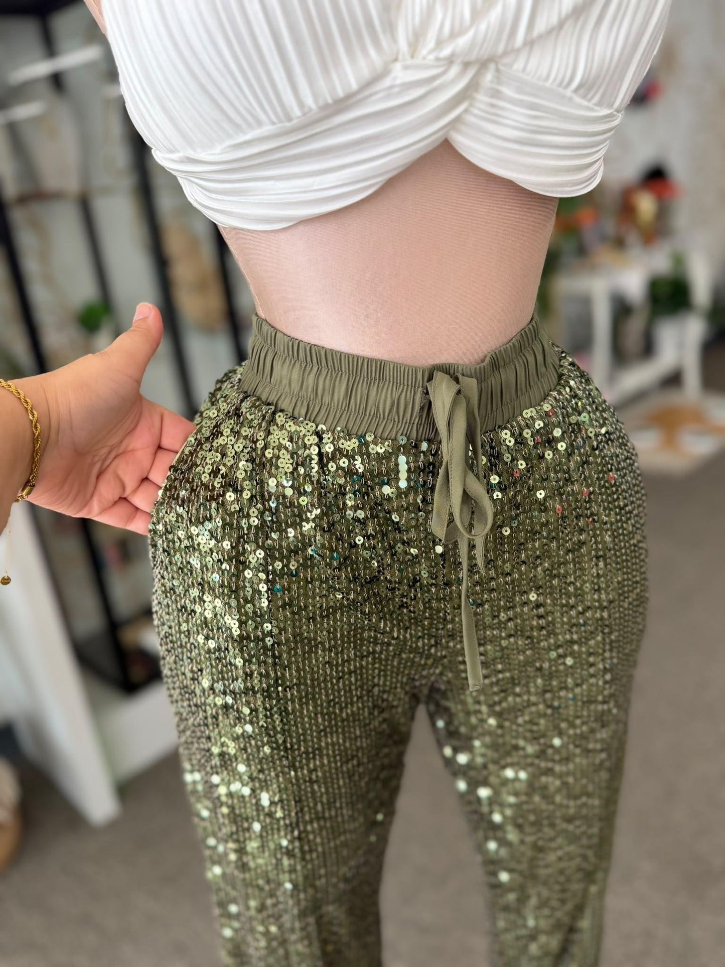 Pantalón Largo de Lentejuelas Verde Olivo con Bolsillos y Tobillo Jogger