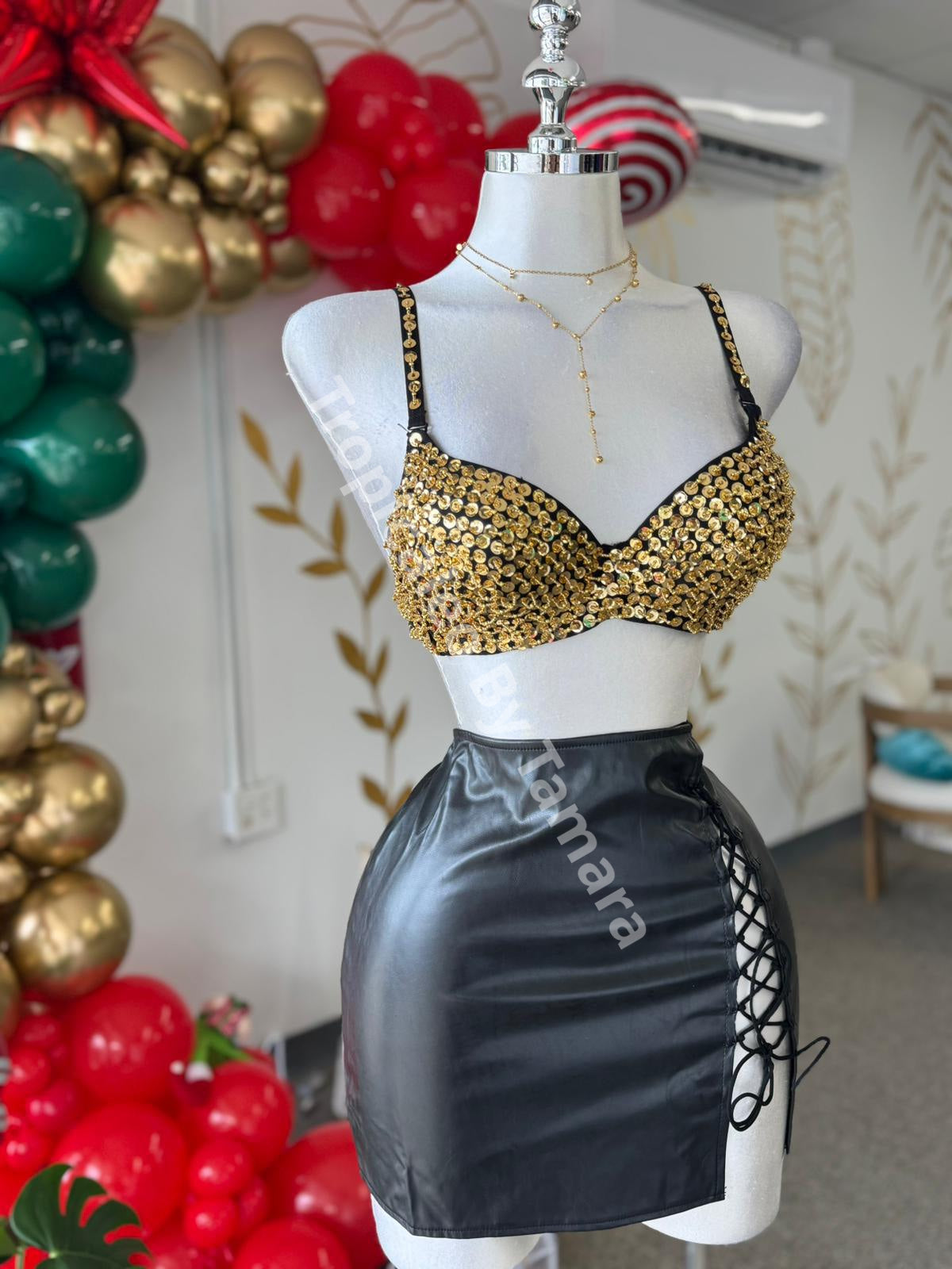 Sleek Leather Skirt (Falda)