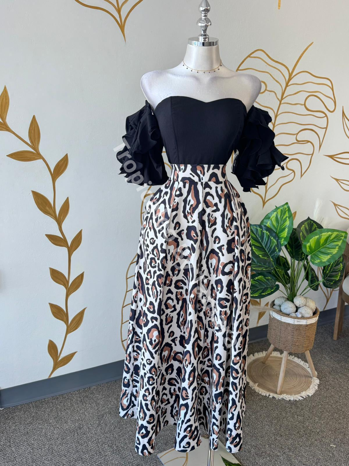 Black Bloom Top