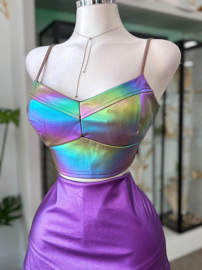 Skort Morado Metálico con Corte Asimétrico y Short Integrado