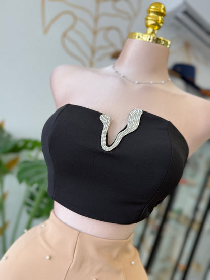 Bright Black Crop Top 🖤🪄
