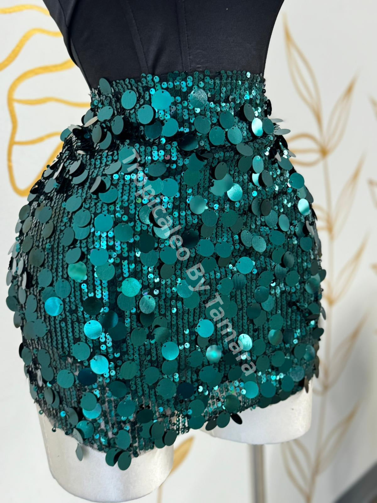 Shimmering Sequin Skirt (Falda) Large / Verde Hunter