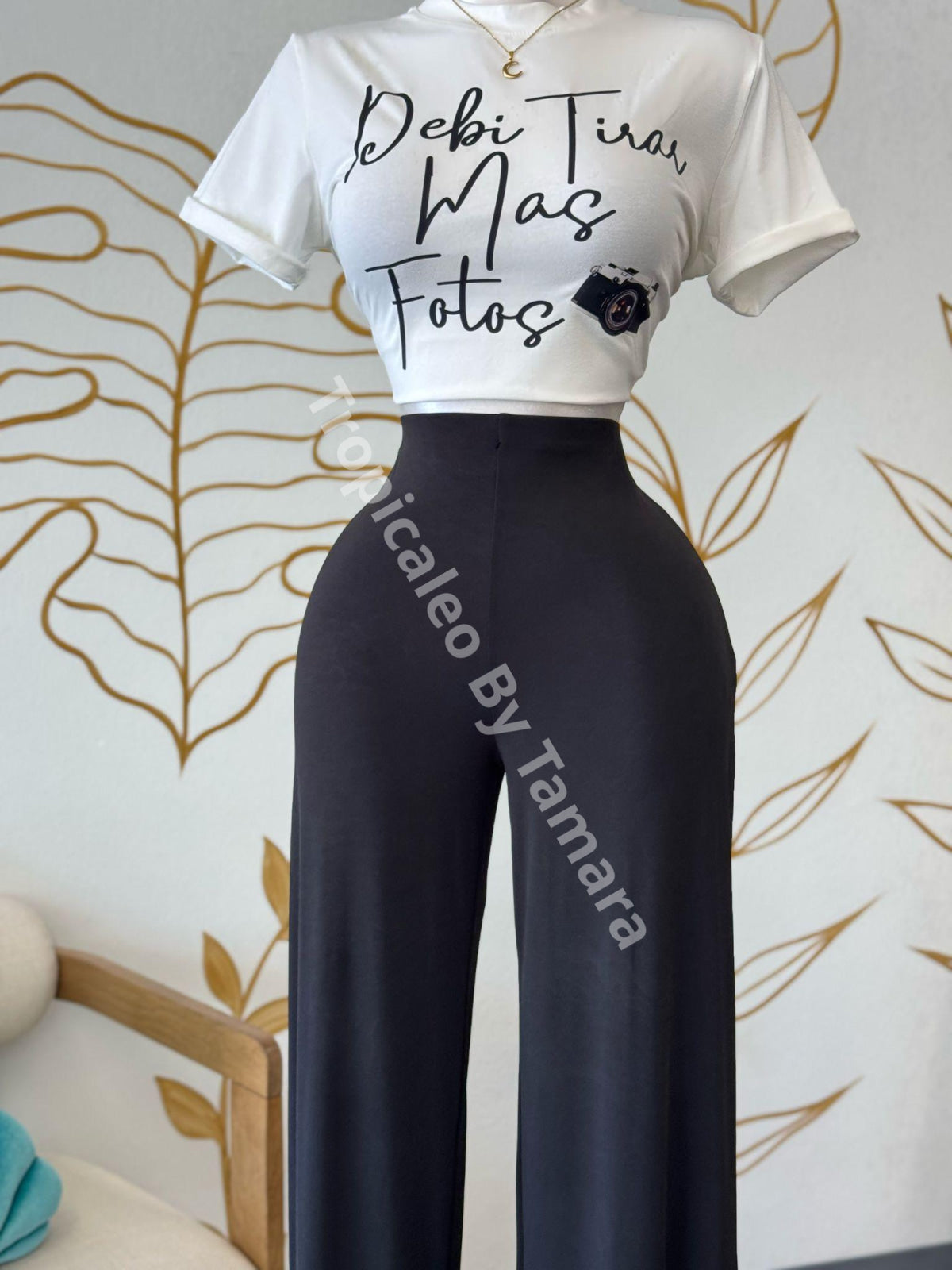 Photo Moment Crop Tee