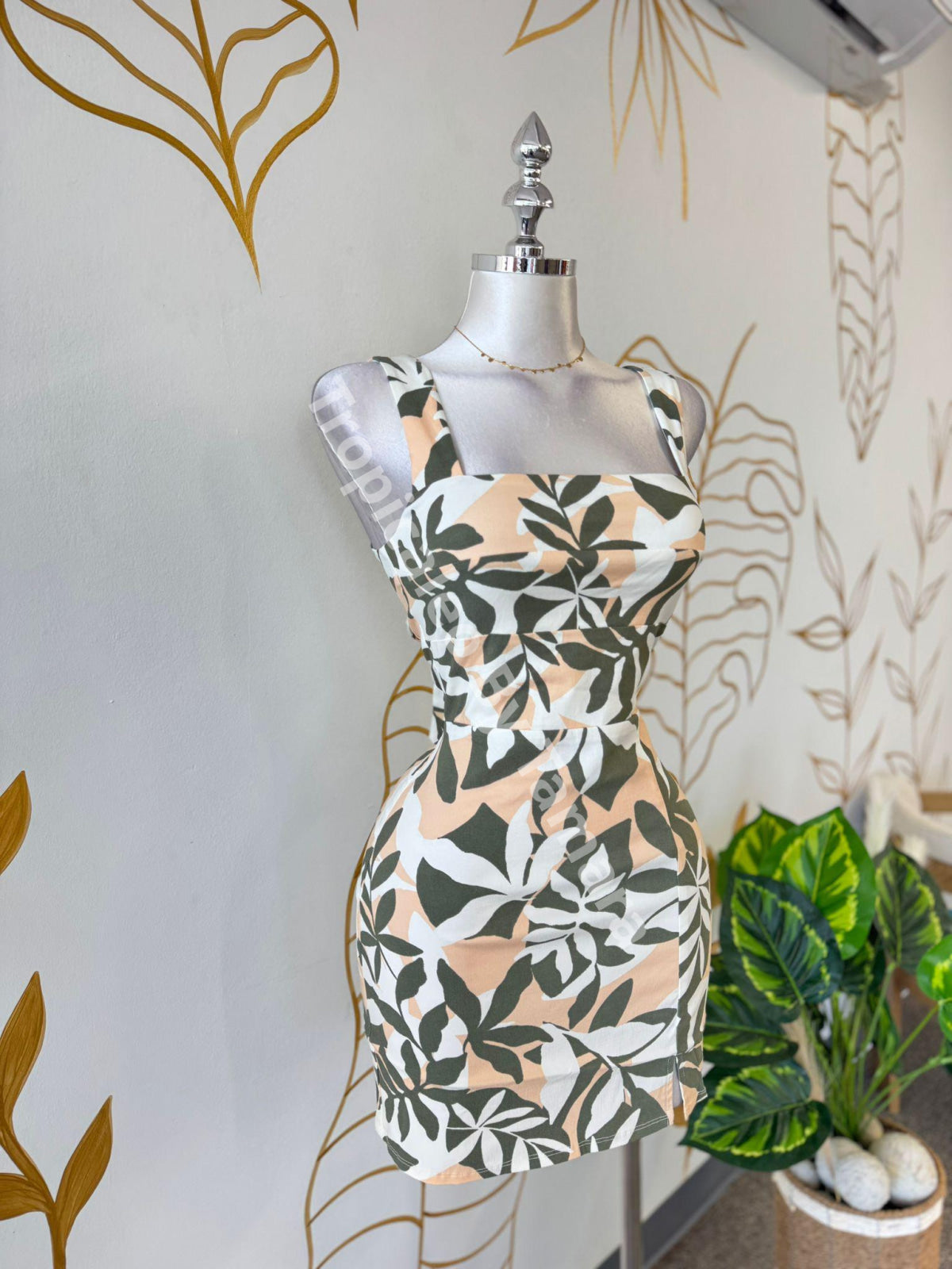 Peach Green Summer Breeze Sleeveless Tie Back Dress
