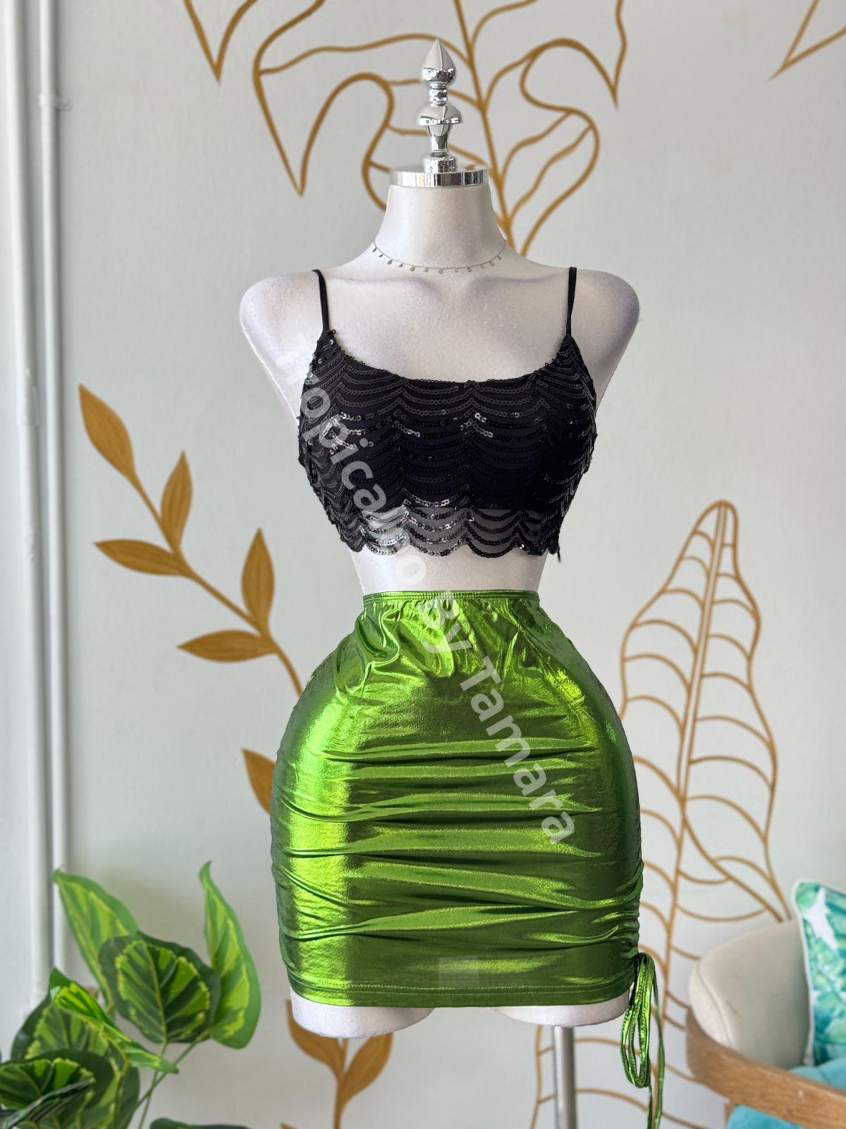 Lime Glam Ruched Skirt (falda)