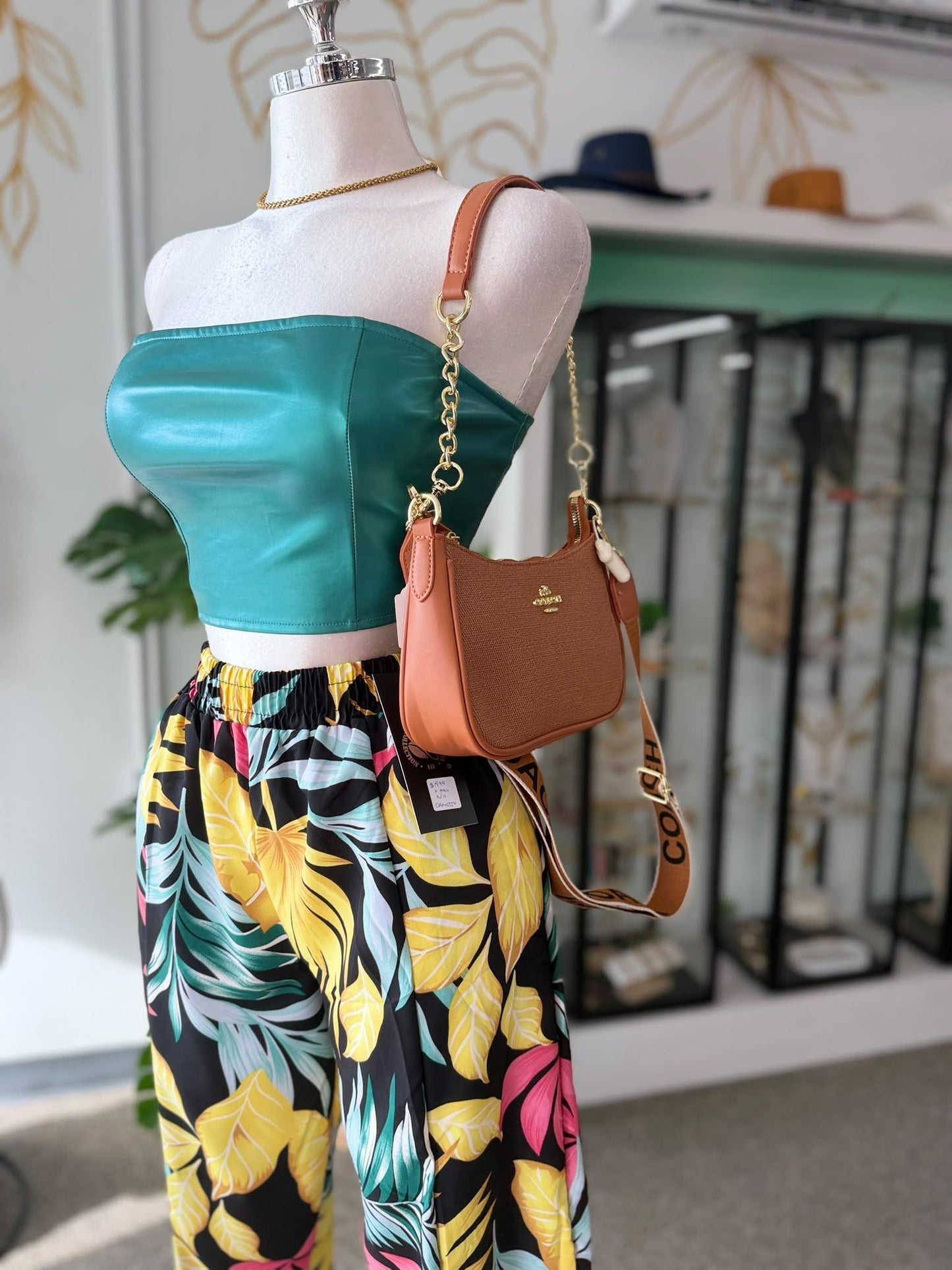 Corset Top Verde Teal en Cuero Sintético con Amarre al Frente