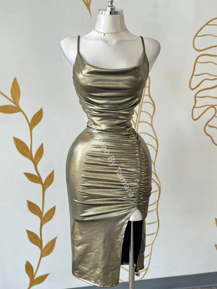 Dazzling Metallic Dress Medium / Dorado