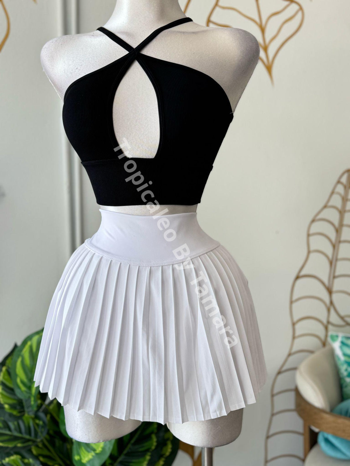 Criss Cross Flex Top