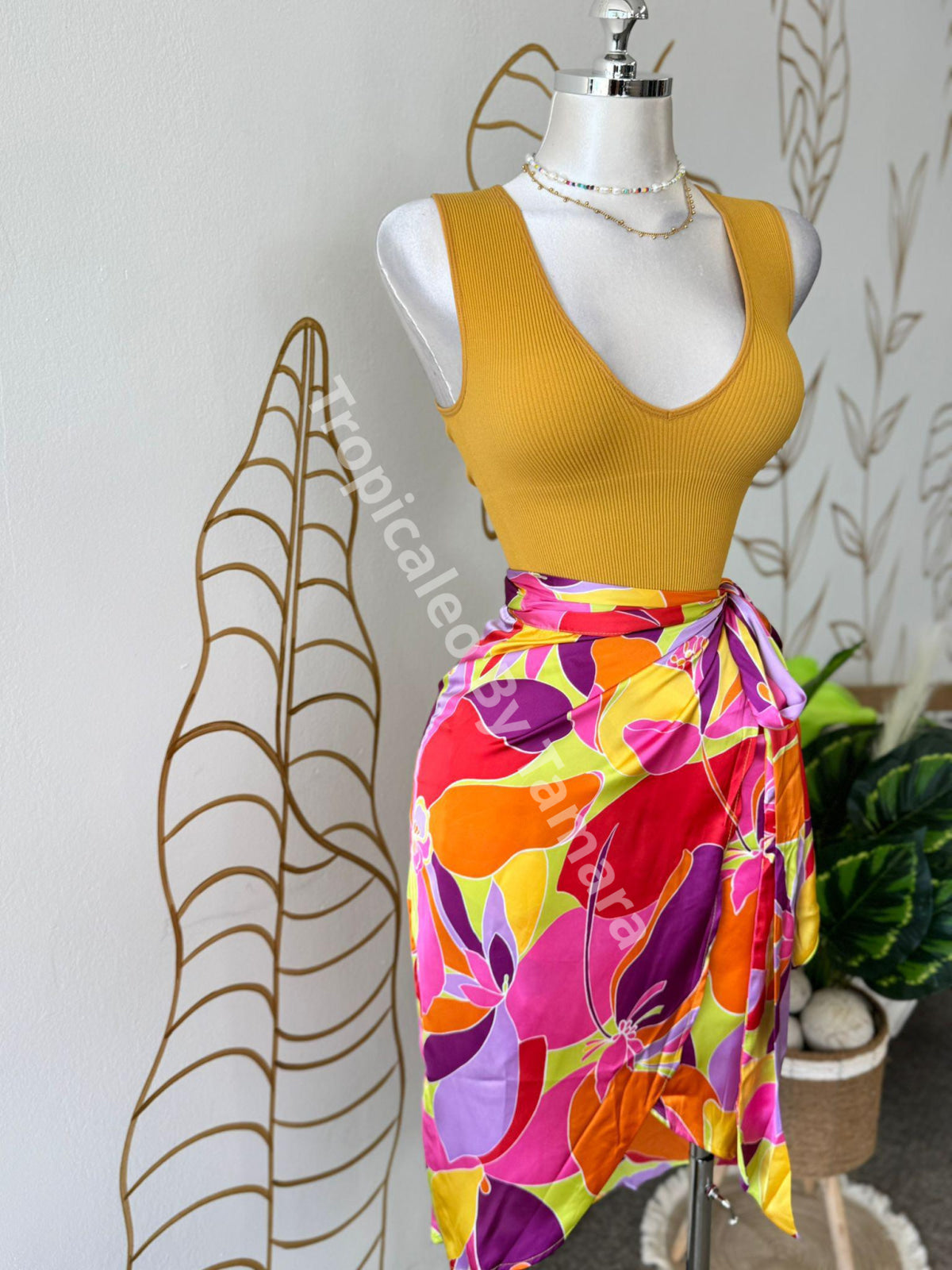 Tropical Paradise Wrap Around Skirt (Falda)