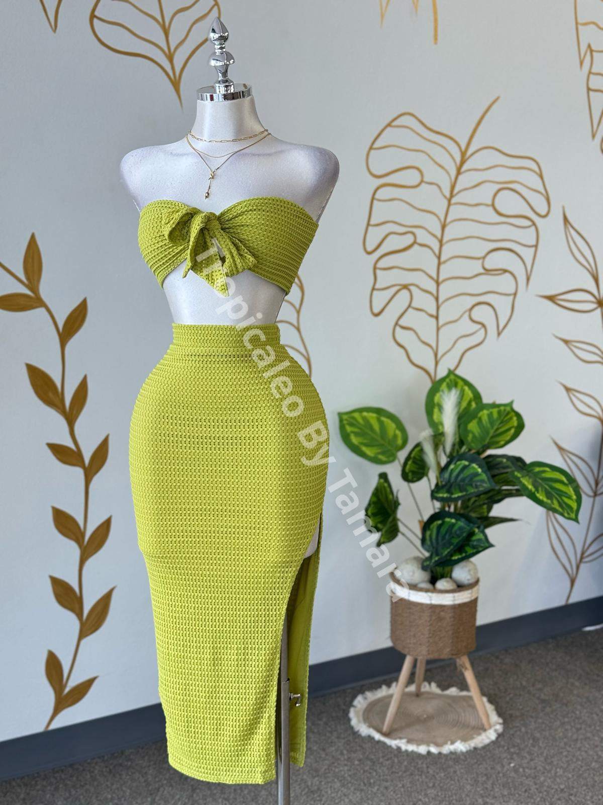 Summer Textured Glow Knit Bow Top & Skirt Set