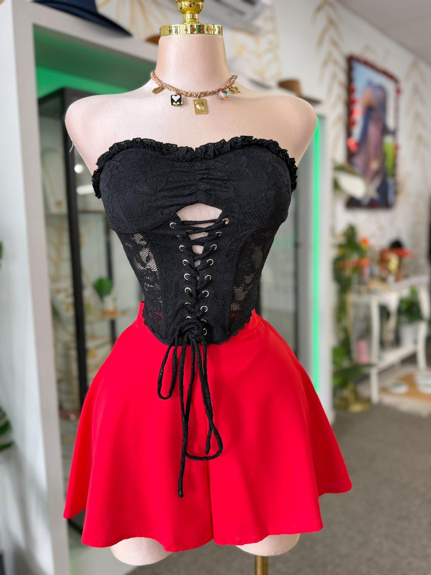 Corset Top Strapless de Encaje con Amarre al Frente — 3 Colores