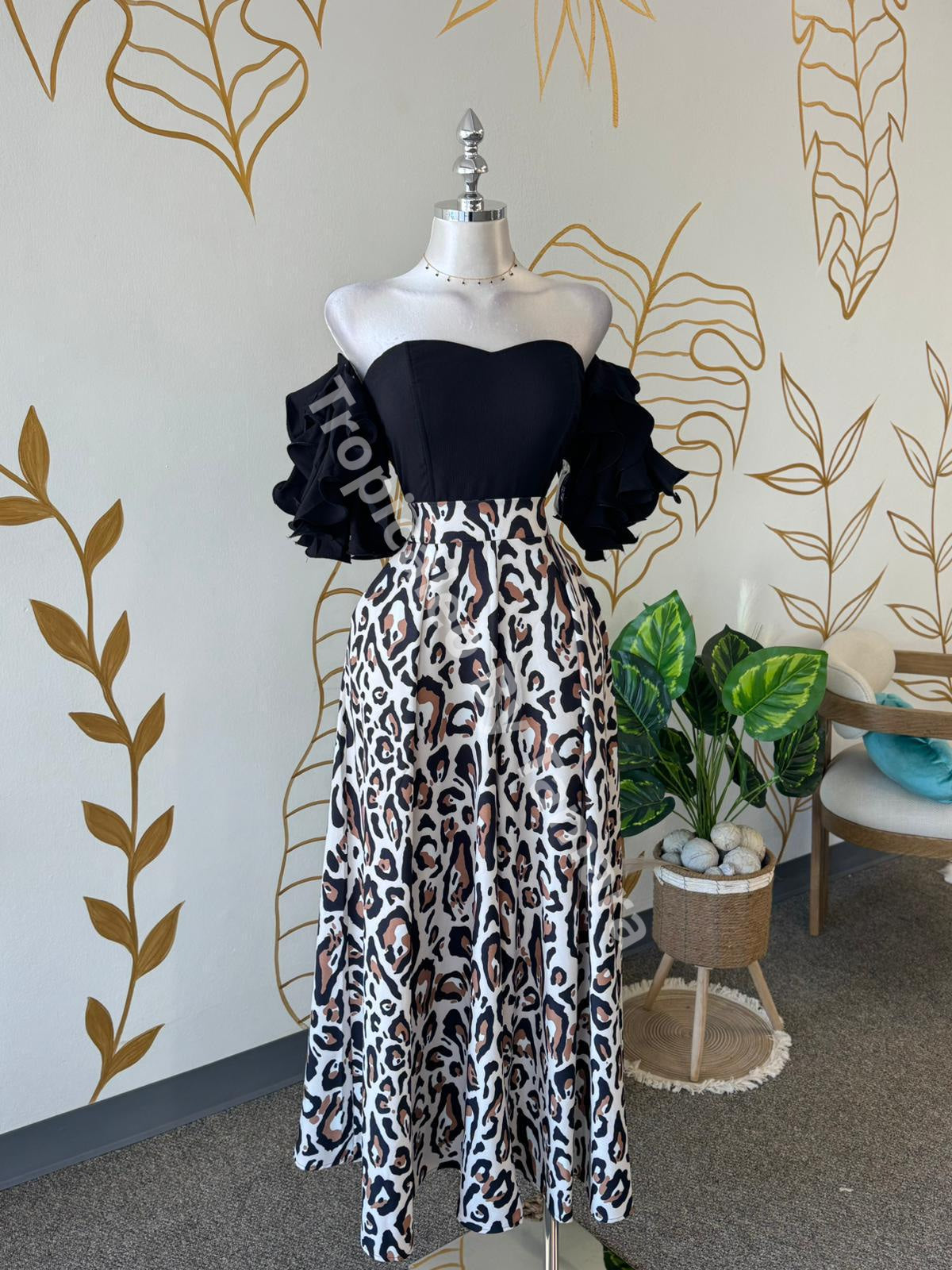 Black Bloom Top