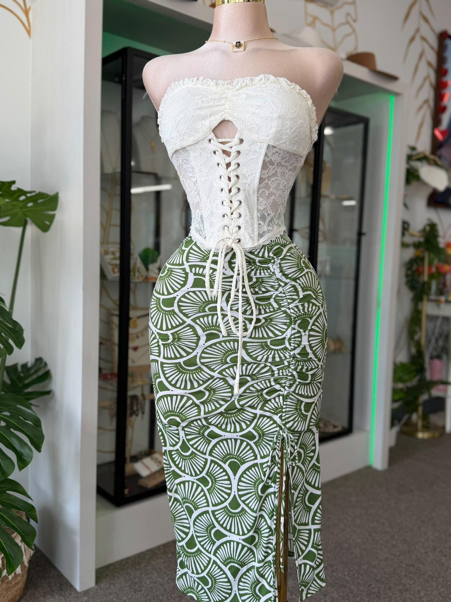 Corset Top Strapless de Encaje con Amarre al Frente — 3 Colores