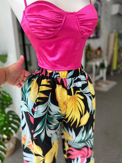 Corset Top Rosa Fucsia Satinado con Copas y Manguillos