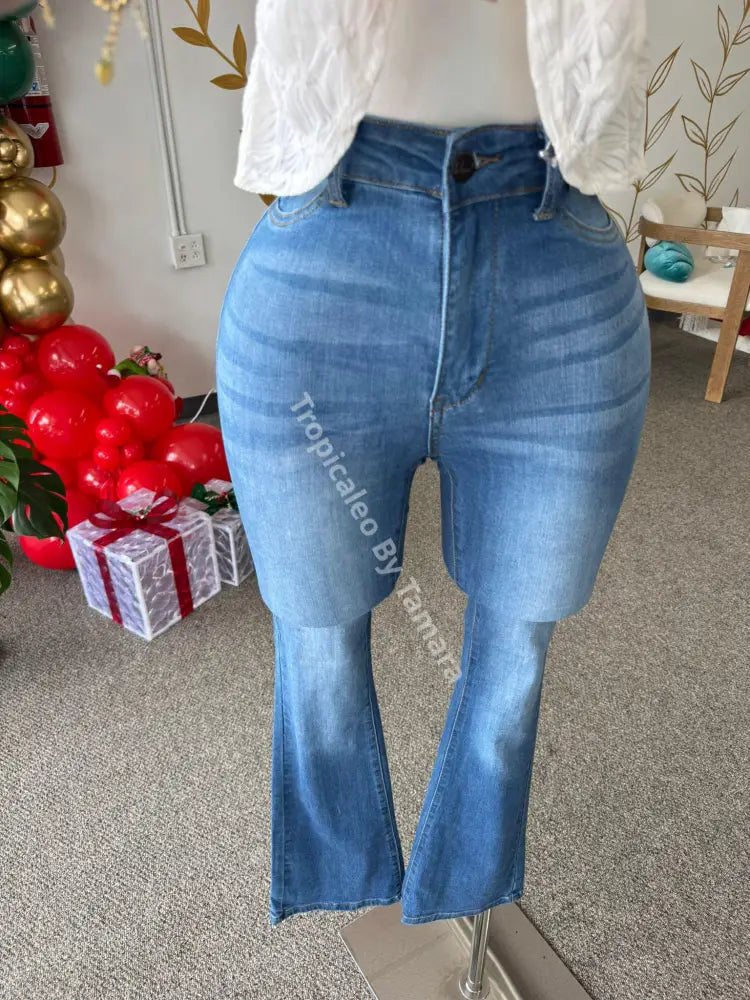 Flare Vibes Jeans