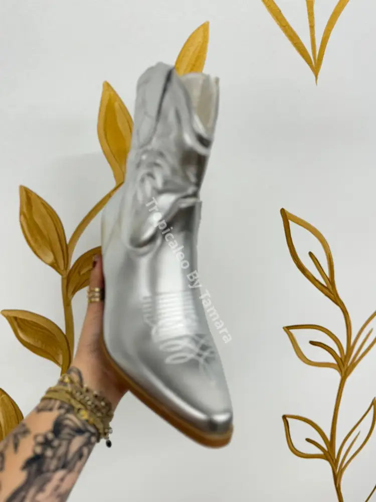 Silver Star Cowgirl Boots